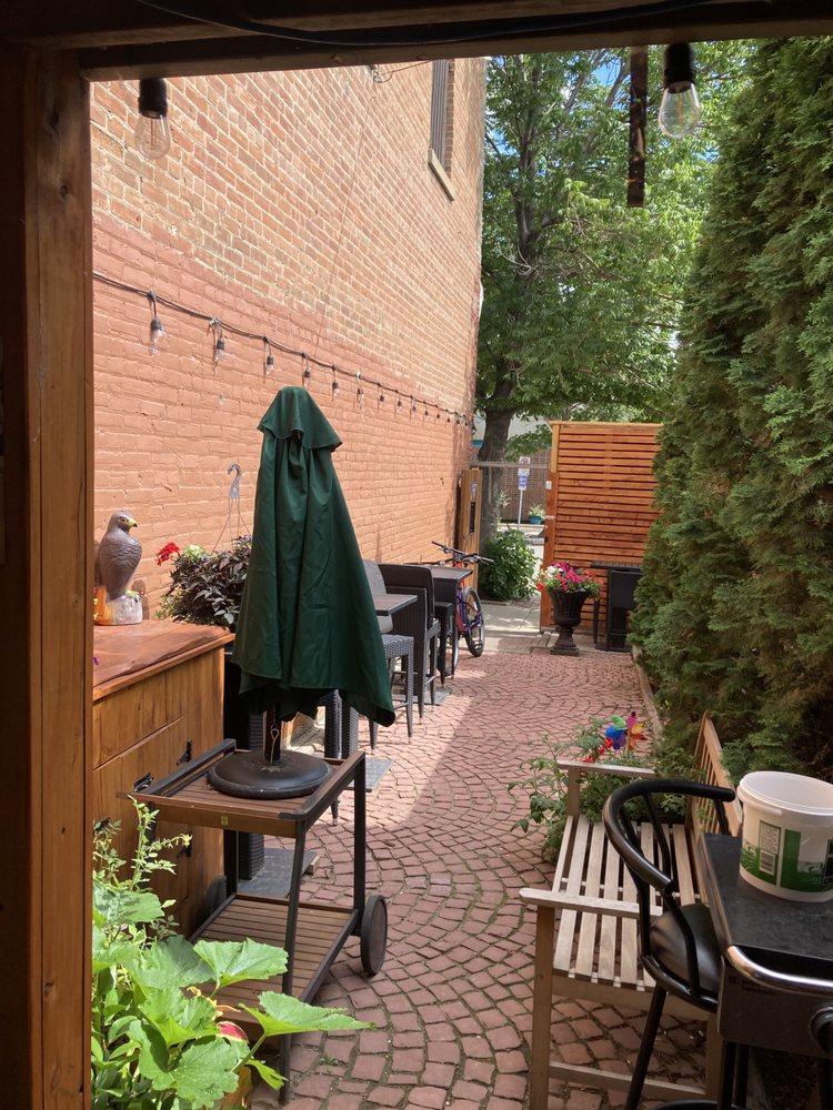 Funky Fresh Cafe Bistro Logo