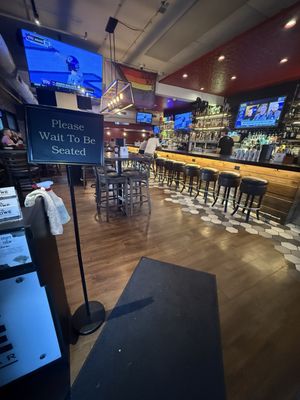 The Howe Daily Kitchen & Bar by null