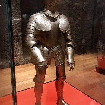 Gravensteen - Armor in the castle - Castles Near Me - Gent, VOV