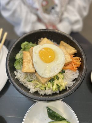 Han Il Kwan by null