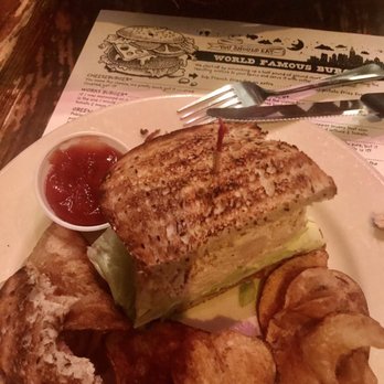 RJ Grunts - The Vintage Tuna - American Near Me - Chicago, Illinois