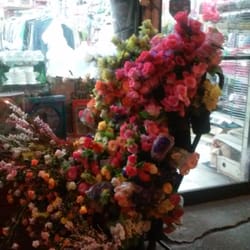 Gunhill 99 Cent Store - Cheep fake flowers