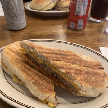 Il Bambino - Italian Near Me - Astoria, New York