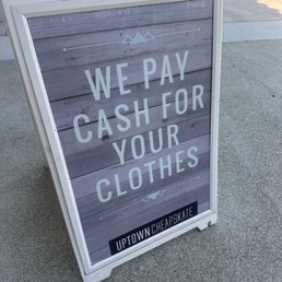 3rd week in a row I've come here to sell this is outside the store inside on the counter says CREDIT ONLY 3rd week in a row I've come here to sell this is outside the store inside on the counter says CREDIT ONLY