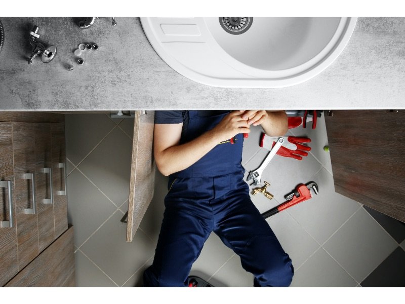 Slide of John's Plumbing & Pumps