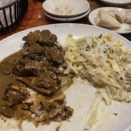 Shrimp Fettuccine Alfredo