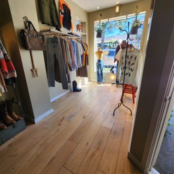 Wally's - Men's Clothing Near Me - Carmel-by-the-Sea, California Wally's - Men's Clothing Near Me - Carmel-by-the-Sea, California