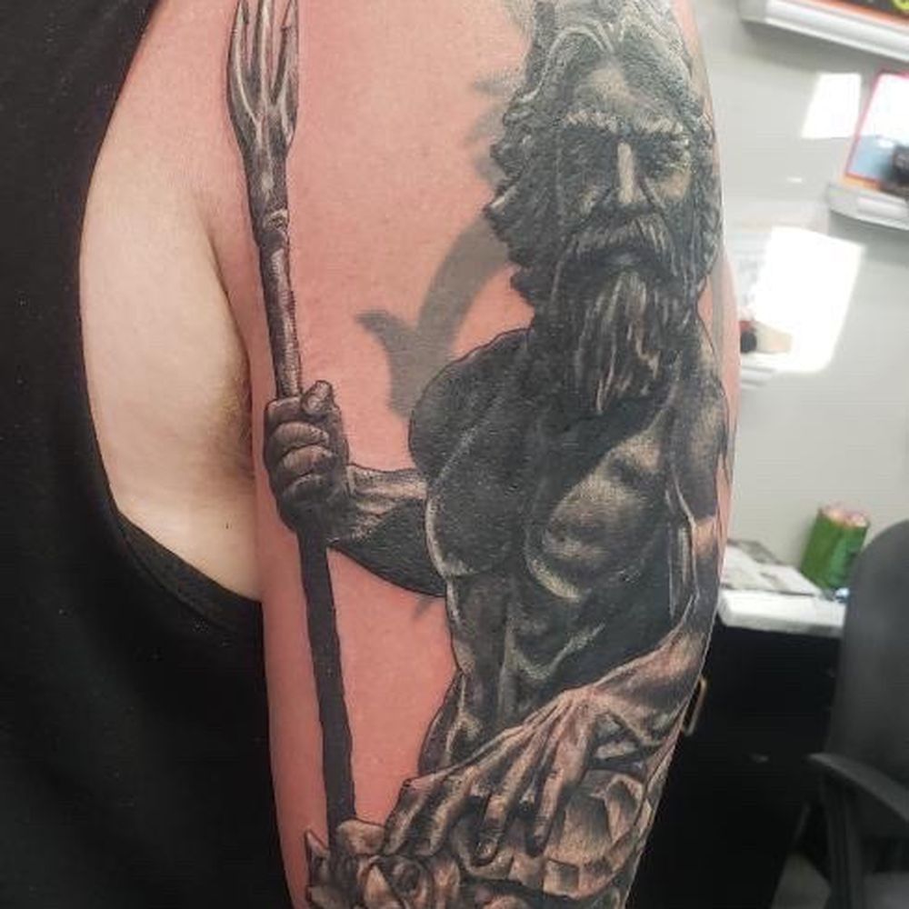 Quannah Driver Art Studio - Tattoo Near Me - Costa Mesa, California Quannah Driver Art Studio - Tattoo Near Me - Costa Mesa, California