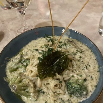 Toscana Grill - Linguine with broccoli and pesto cream - Italian Near Me - Salamanca, New York Toscana Grill - Linguine with broccoli and pesto cream - Italian Near Me - Salamanca, New York