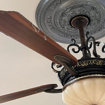 Vrbo - Ceiling fan over kitchen counter - Vacation Rentals Near Me - Wareham, Massachusetts Vrbo - Ceiling fan over kitchen counter - Vacation Rentals Near Me - Wareham, Massachusetts