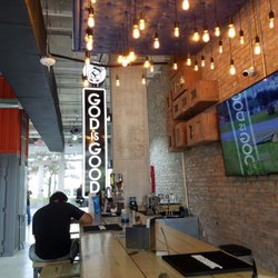 The Spot Barbershop - Doral Midtown - The bar