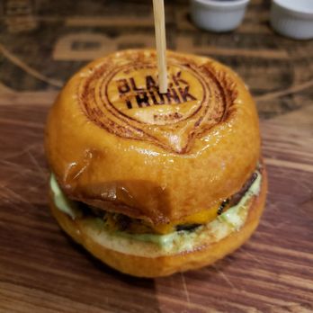 Black Trunk - Kids - Burgers Near Me - São Paulo, SP