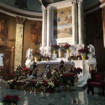 Blessed Sacrament - Beautiful Christmas setting - Churches Near Me - Brooklyn, New York Blessed Sacrament - Beautiful Christmas setting - Churches Near Me - Brooklyn, New York