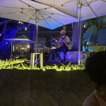 The Beach Bar - Bars Near Me - Honolulu, Hawaii The Beach Bar - Bars Near Me - Honolulu, Hawaii