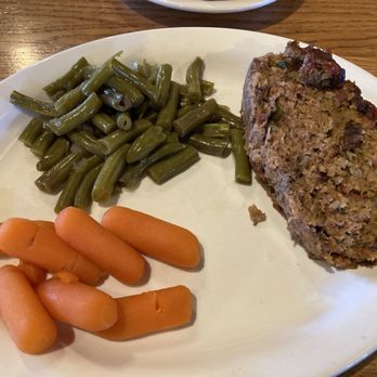 Cracker Barrel Old Country Store - Meatloaf - American Near Me - Charleston, West Virginia Cracker Barrel Old Country Store - Meatloaf - American Near Me - Charleston, West Virginia