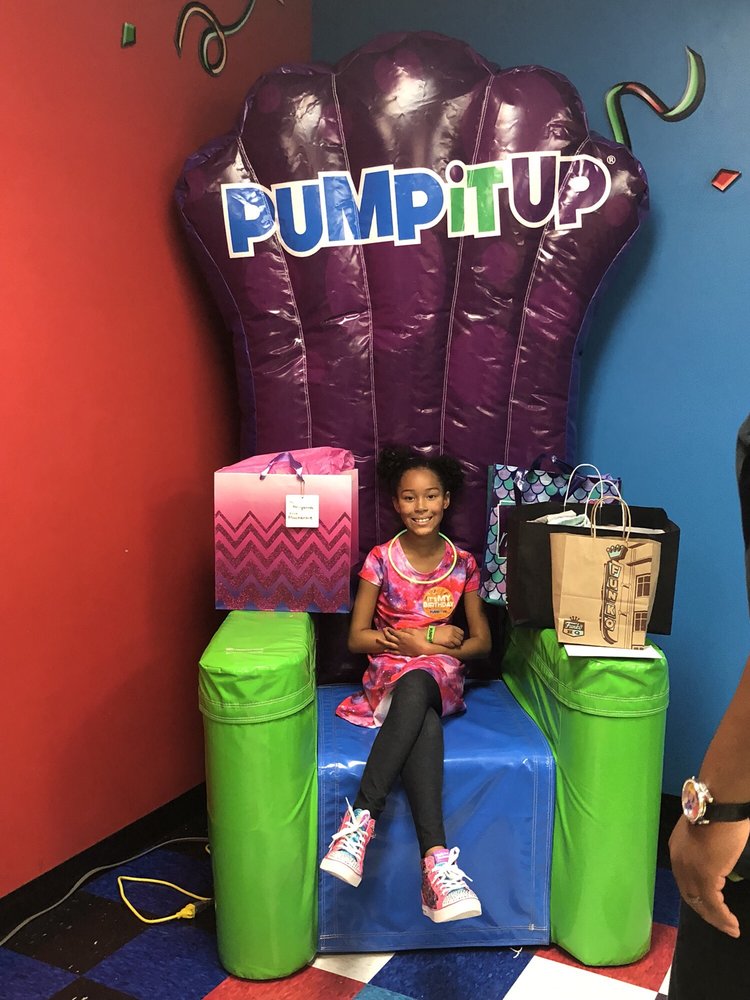 PUMP IT UP LYNNWOOD 18 Photos & 41 Reviews Kids Activities 18027