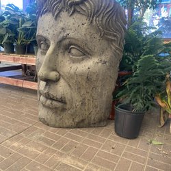 Guzman's Greenhouse - Statuary