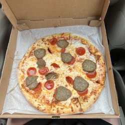 Sopranos Grill - Meat & pep 14in(12in) pizza
