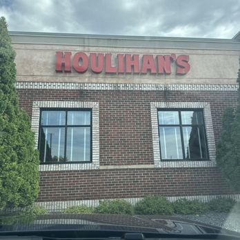 Houlihan's - Bars Near Me - Eagan, Minnesota Houlihan's - Bars Near Me - Eagan, Minnesota
