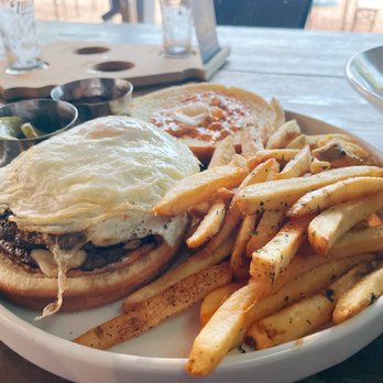 Tucker Brewing Company - Cheeseburger + Fried Egg - Beer Tours Near Me - Tucker, Georgia