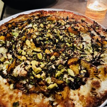 Sparrow Pizza Bar - Butternut bray pizza - Pizza Near Me - West Hartford, Connecticut Sparrow Pizza Bar - Butternut bray pizza - Pizza Near Me - West Hartford, Connecticut