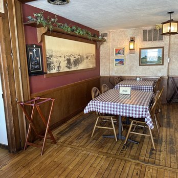 Ronneburg Restaurant - German Near Me - Amana, Iowa Ronneburg Restaurant - German Near Me - Amana, Iowa