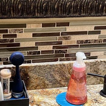 Arvizu Flooring - Sink backsplash 2 - Flooring Near Me Arvizu Flooring - Sink backsplash 2 - Flooring Near Me