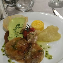 La Caverne - Épaule d'agneau en croûte