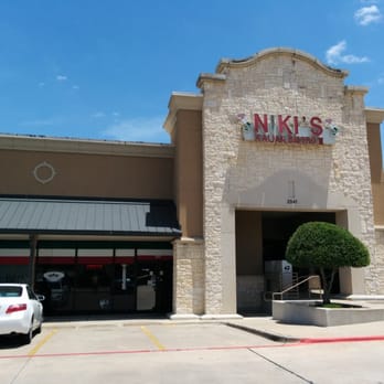 Niki's Italian Bistro - Missing reviews and photos. What happened? - Pizza Near Me - Keller, Texas Niki's Italian Bistro - Missing reviews and photos. What happened? - Pizza Near Me - Keller, Texas