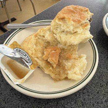 Hubbard Avenue Diner - Biscuit - New American Near Me - Middleton, Wisconsin Hubbard Avenue Diner - Biscuit - New American Near Me - Middleton, Wisconsin