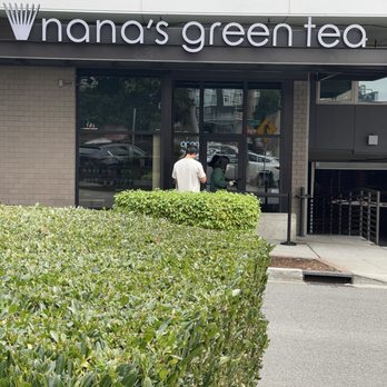 Nana's Green Tea - Storefront - Desserts Near Me - Bellevue, Washington Nana's Green Tea - Storefront - Desserts Near Me - Bellevue, Washington