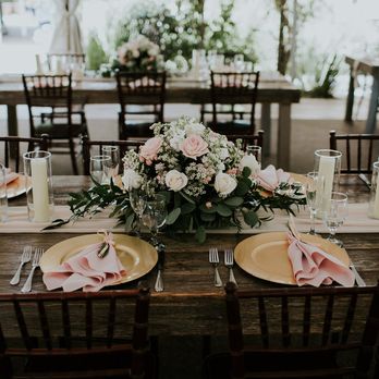 Mike's Flowers  - Flower arrangements for guest tables - Florists Near Me - Fallbrook, California