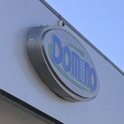 Domino - Logo