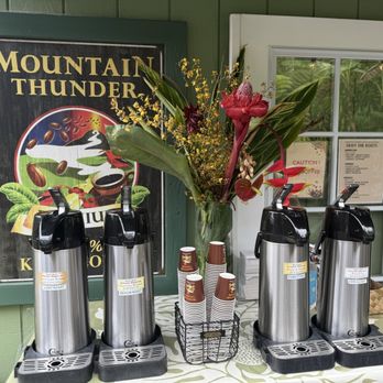 Mountain Thunder Coffee Plantation - Complimentary tasting coffee - Coffee & Tea Near Me - Kailua-Kona, Hawaii