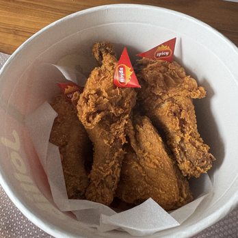 Jollibee - Spicy chicken - Chicken Shop Near Me - Honolulu, Hawaii