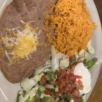 Pico De Gallo - Rice and beans with pico de gallo - Mexican Near Me - Bushnell, Florida