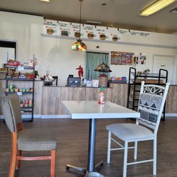 Thuan Phat Vietnamese Sandwiches - Interior