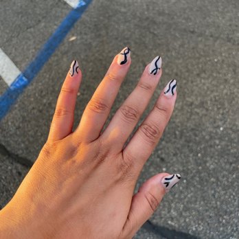 Bernardo Nails - Nail Salons Near Me - San Diego, California