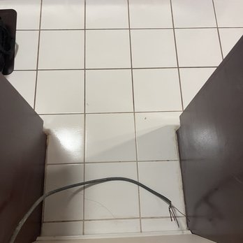 California Appliance - Electric connection and clean area - Appliances & Repair Near Me - Long Beach, California California Appliance - Electric connection and clean area - Appliances & Repair Near Me - Long Beach, California