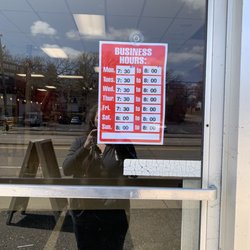Bella's Shoppe - Business Hours
