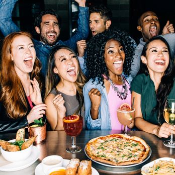 Yard House - At Yard House, you will find the world’s largest selection of draft beer along with great food, classic rock music and epic vibes. - Bars Near Me - Sunrise, Florida