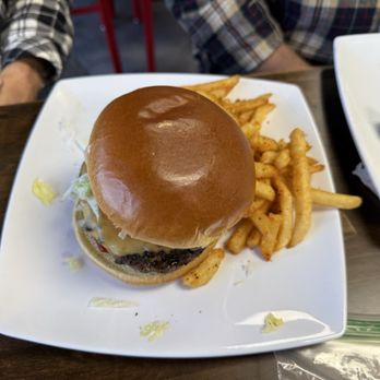 Lomo Premium Meats - Excellent burgers - Meat Shops Near Me - Tucson, Arizona