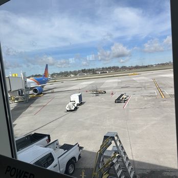 MCGHEE TYSON AIRPORT - Updated February 2026 - 330 Photos & 283 Reviews