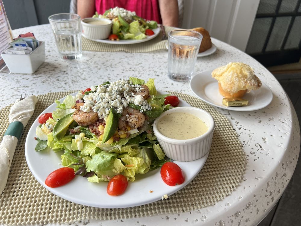 Pine Tree Barn Restaurant