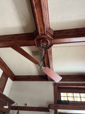 Alpha Omega Collective Napa by null