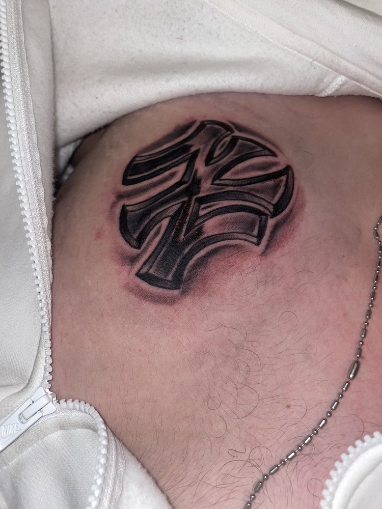 Young Guns Tattoos 2 Logo