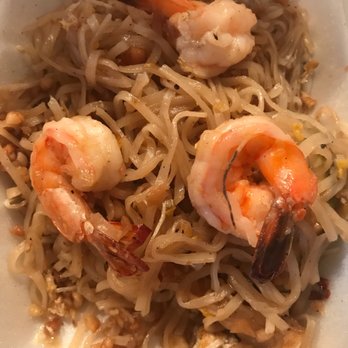 Yum Yum Thai - Pad Thai with shrimp - Thai Near Me - Naperville, Illinois Yum Yum Thai - Pad Thai with shrimp - Thai Near Me - Naperville, Illinois