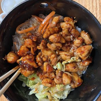 Oh My Dak - Bul Dak Chicken cup bop - Korean Near Me - Vienna, Virginia