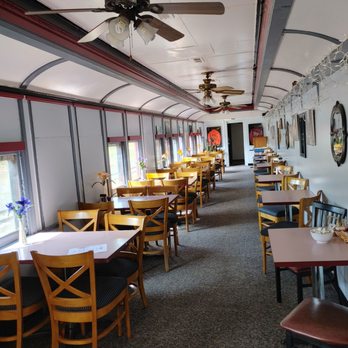 Mount Rainier Railroad Dining - American Near Me - Elbe, Washington