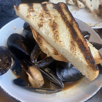 Publick House - Mussels. - New American Near Me - Mountainside, New Jersey